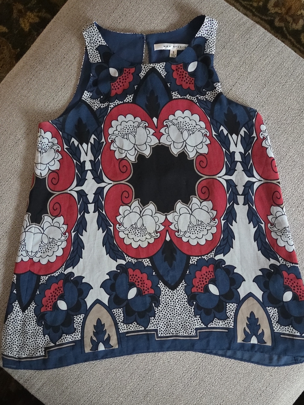 Max Studio Navy Floral Print Sleeveless Top with Red and White Accents S